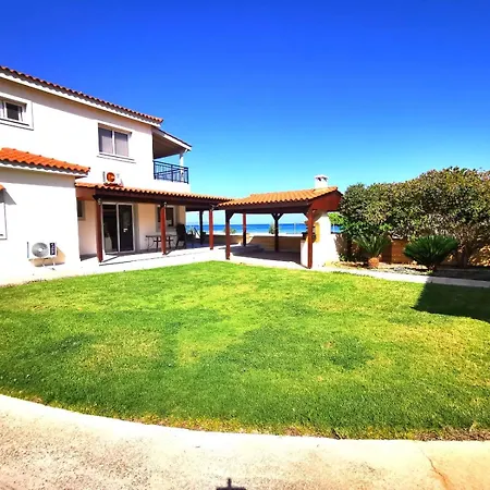 Beachfront Thomas 5 Argaka