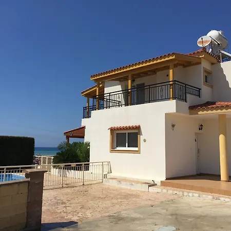 Beachfront Thomas 5