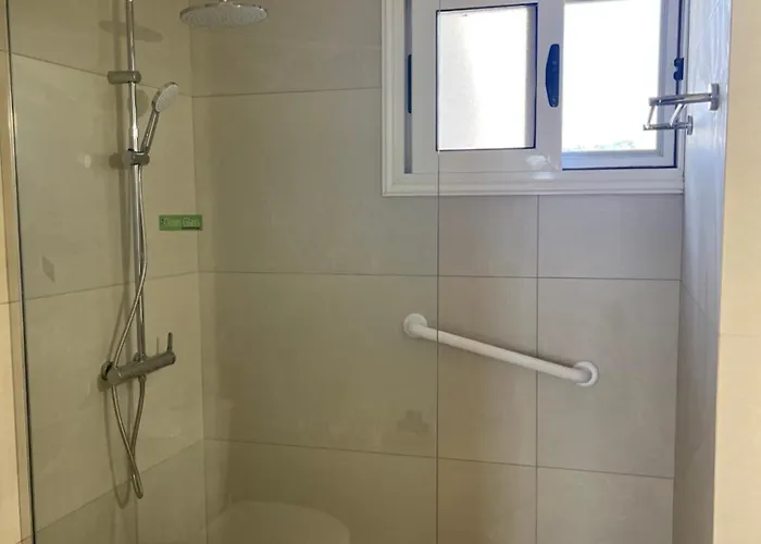 Beachfront Thomas 5 아르가카