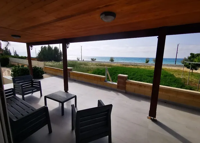 Beachfront Thomas 5 빌라 *